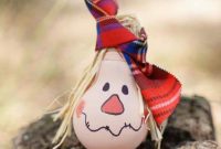 Charming Bulb Scarecrow Art from Recycled Lights