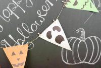 Spooktacular DIY Paper Halloween Garland