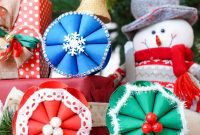 Roll-Upcycled Christmas Cheer