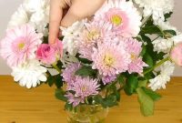 Say Goodbye to Slouching Blooms in Large Vases