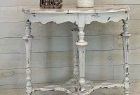 Chippy Charm Side Table Transformation
