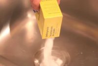 10 Genius Baking Soda Cleaning Hacks