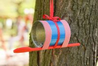 Sweet DIY Tin Can Bird Feeder