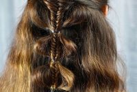 Fancy Palm Tree Bubble Braids Half-Updo