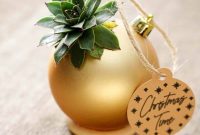 Crafting Festive Succulent Baubles