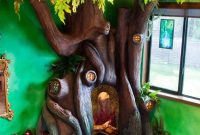 Dad Builds a Magical Indoor Tree, Turning Daughter’s Bedroom Into a Dreamland