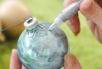 Festive Flair: Easy Ornament Decorating Hacks
