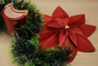 Transform Construction Paper into Festive Poinsettias