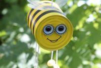 DIY Whimsical Hanging Garden Bees