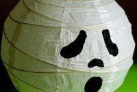 Hauntingly Simple Ghost Lanterns