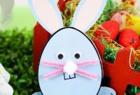 DIY Egg Shaped Easter Bunny Card