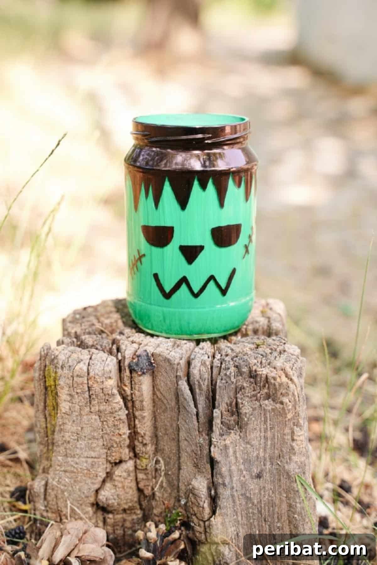 Charming Frankenstein Mason Jar Halloween Glow 16 Mason jar frankenstien on stump
