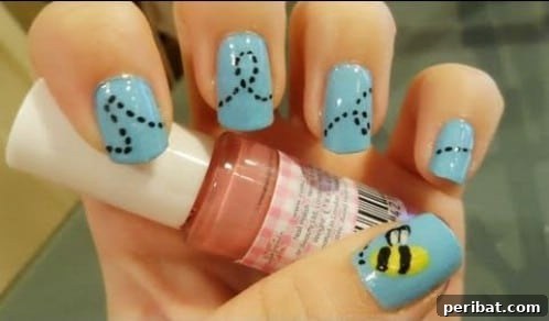 Adorable Buzzing Bee Nail Art Design