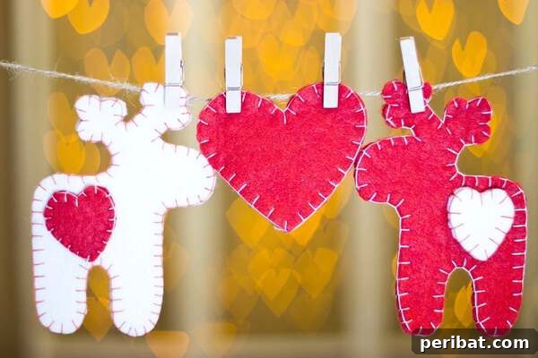 Sixty Sparkling DIY Ornaments for Your Christmas Tree 62 Red felt reindeer hanging