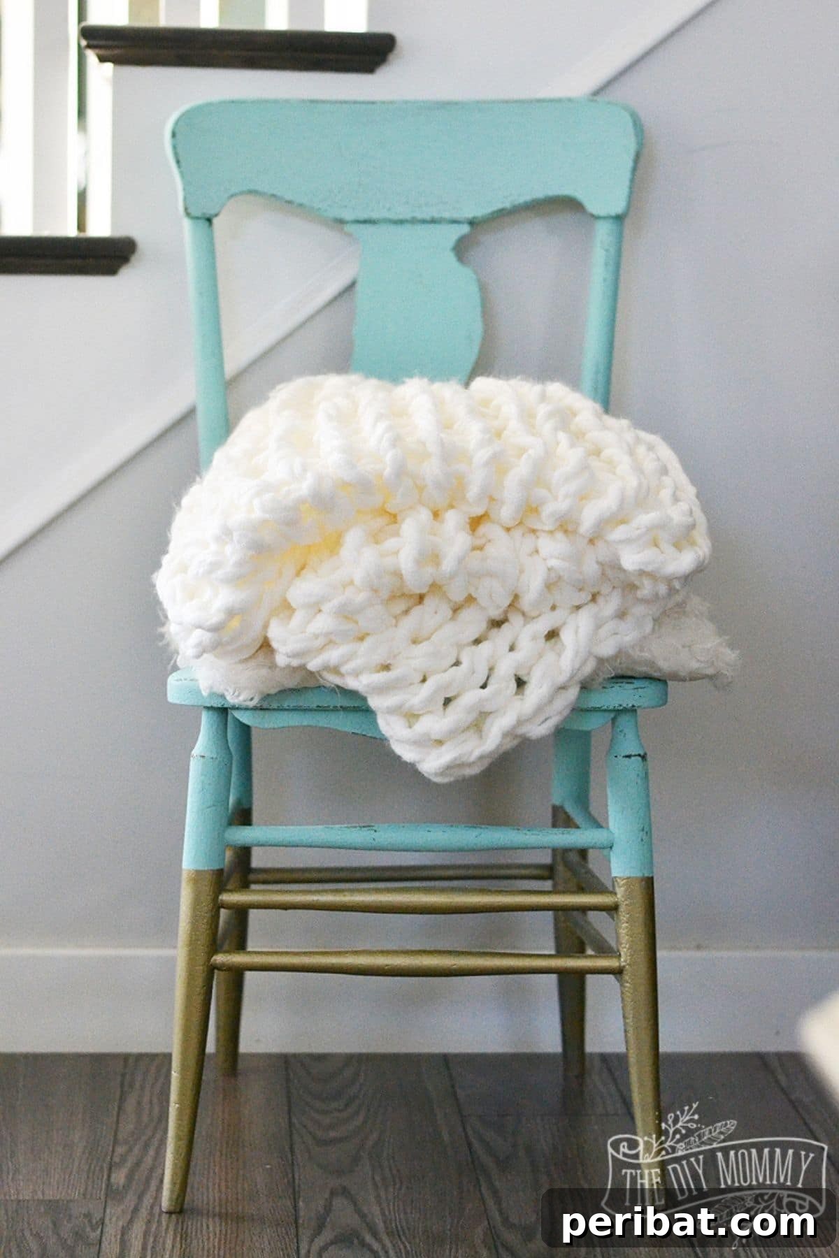 45 Handmade Gifts Women Will Adore 46 Knit blanket on chair