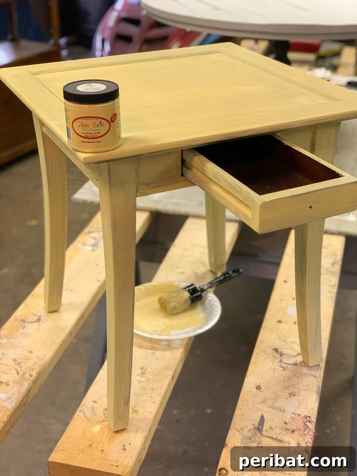 Painting table