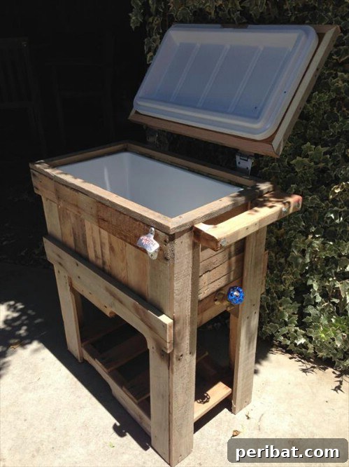 DIY Rustic Outdoor Pallet Cooler with Drain