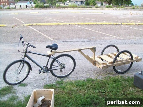 35 Creative Outdoor Pallet Ideas for Every DIY Skill Level 34 DIY Pallet Bike Trailer