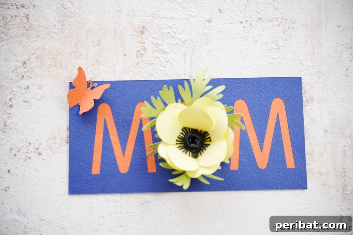 Blue and orange card that says "mom"