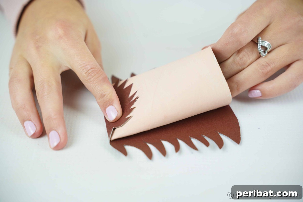 Charming Toilet Paper Roll Hedgehogs for Autumn 16 Folding brown paper over toilet paper roll