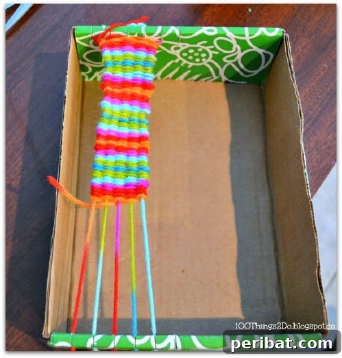 DIY Shoebox Loom
