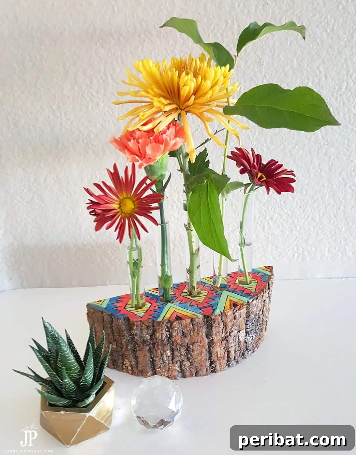 120 Inspiring DIY Boho Decor Ideas and Projects 7 Multi-functional DIY wood slice test tube bud vase, also suitable as a rustic spice rack.