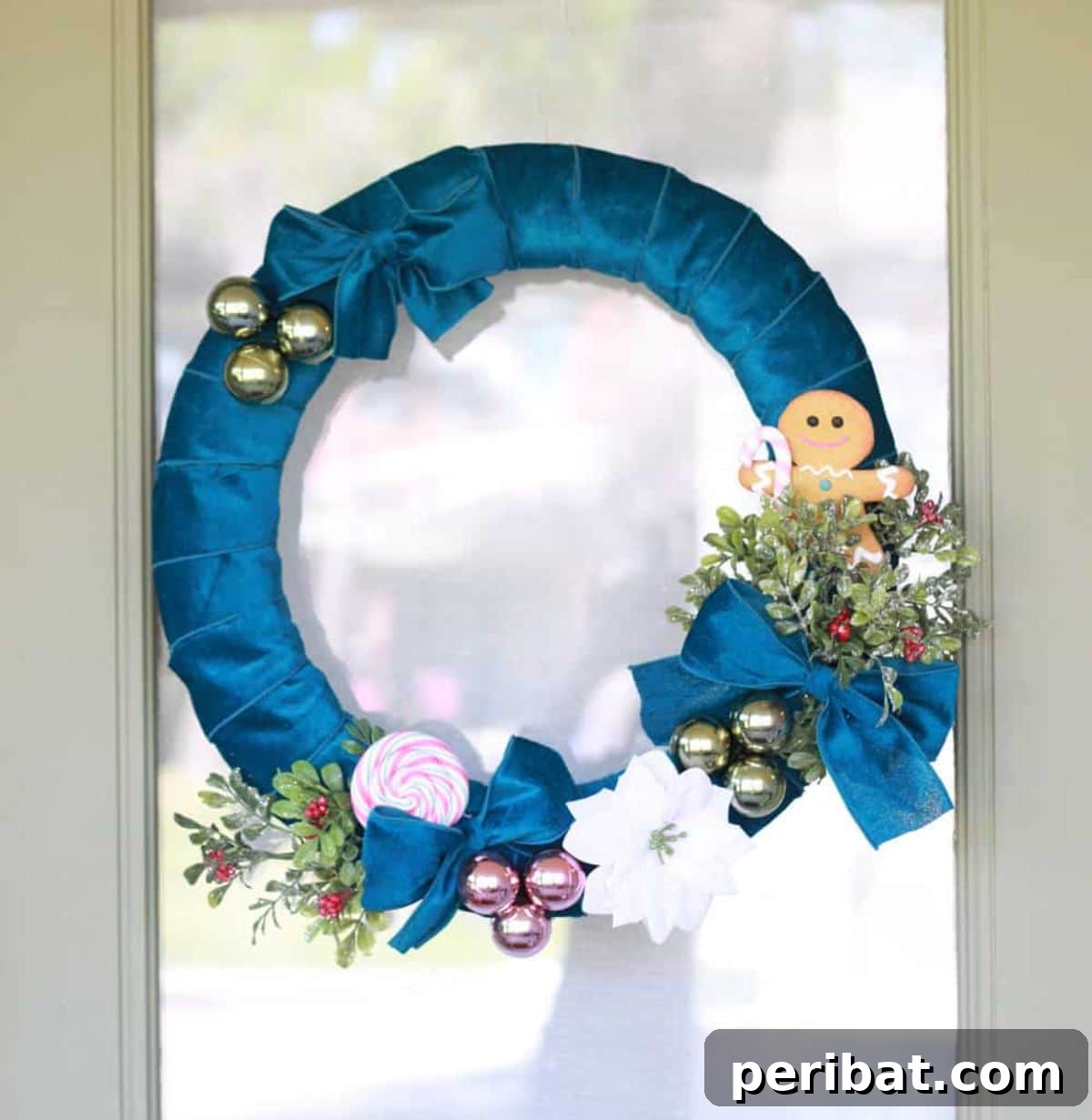 DIY Velvet Christmas Wreath