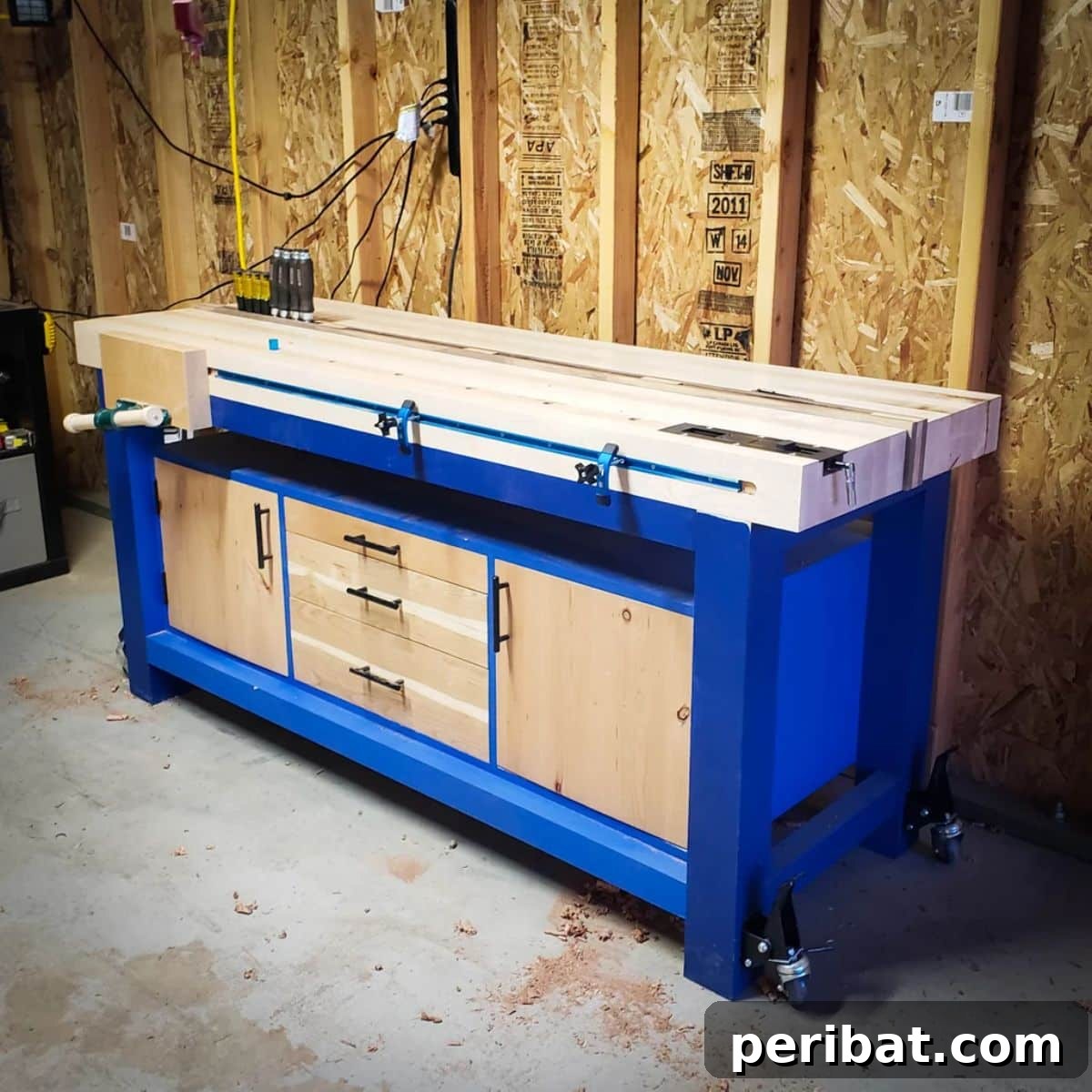 40 DIY Workbench Projects for Your Workshop 34 Entry Level Workbench