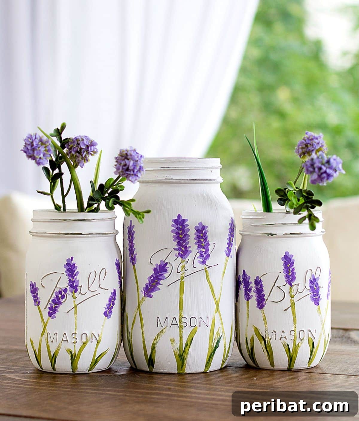 50 Summer DIY Projects to Brighten Your Home 34 Lavender Flower Painted Mason Jars