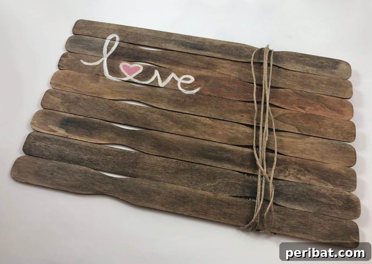 DIY Wood Pallet Sign