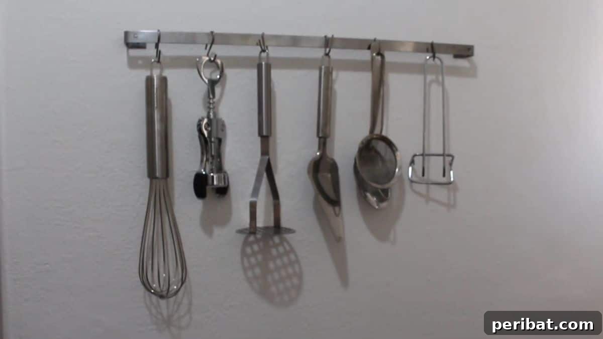 Versatile Storage Hooks for Kitchen Utensils