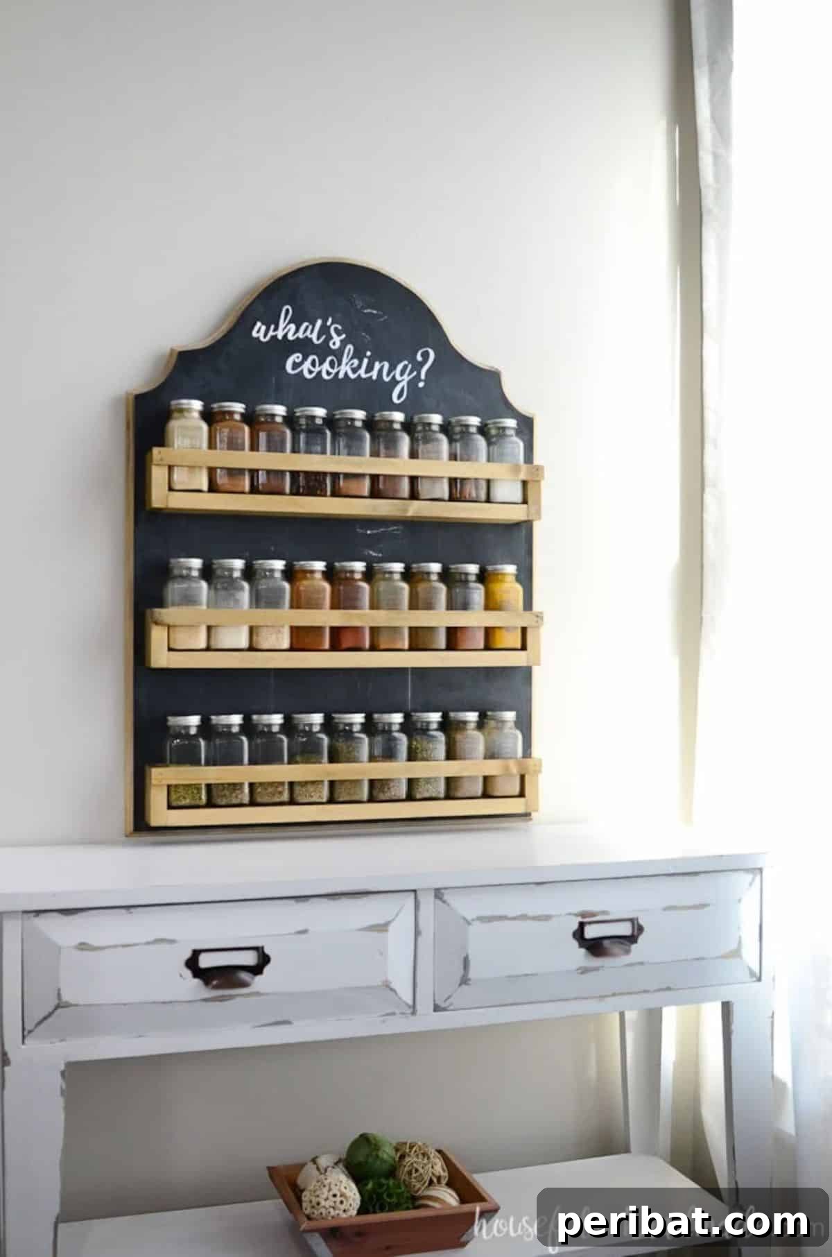 Space-Efficient Small Spice Storage Solutions