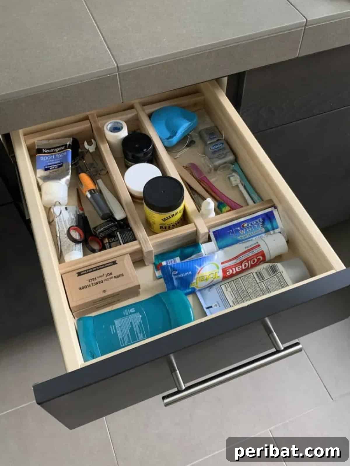 43 Clever Snack Storage Ideas: DIY & Ready-Made Solutions 32 Organized Candy Drawer for Sweet Treats