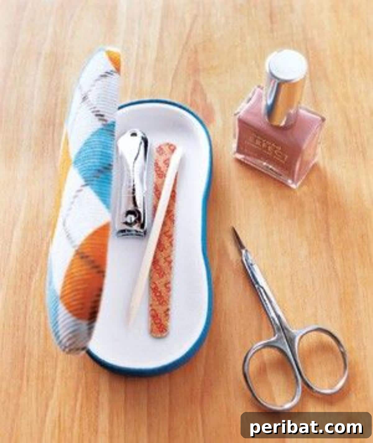 50 Smart Makeup Organization Ideas: DIY Projects & Best Products 18 Tuck brushes in a glasses case.