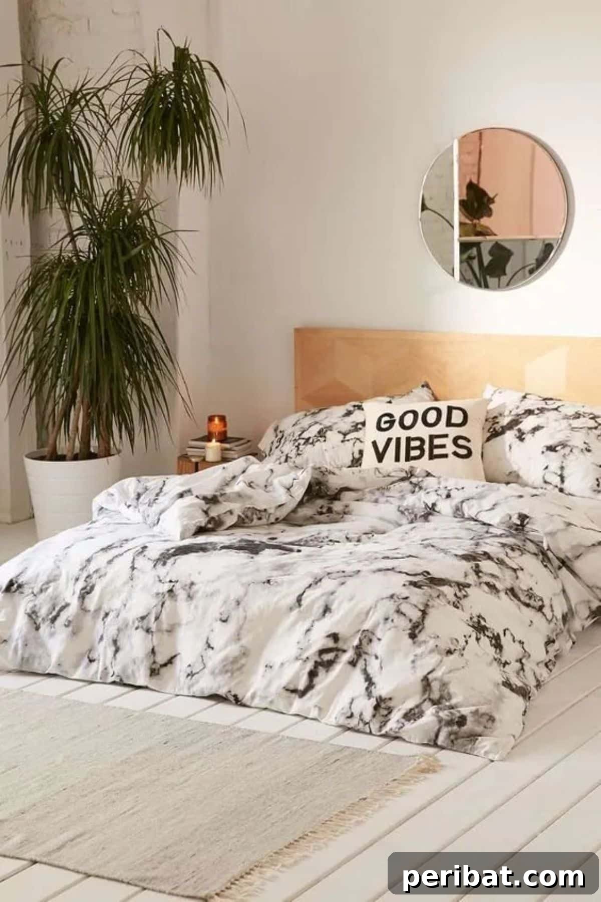 Simplify Your Space: 50 Minimalist Room Decor DIYs & Picks 21 Minimalist Room Decor To Revamp Your Room