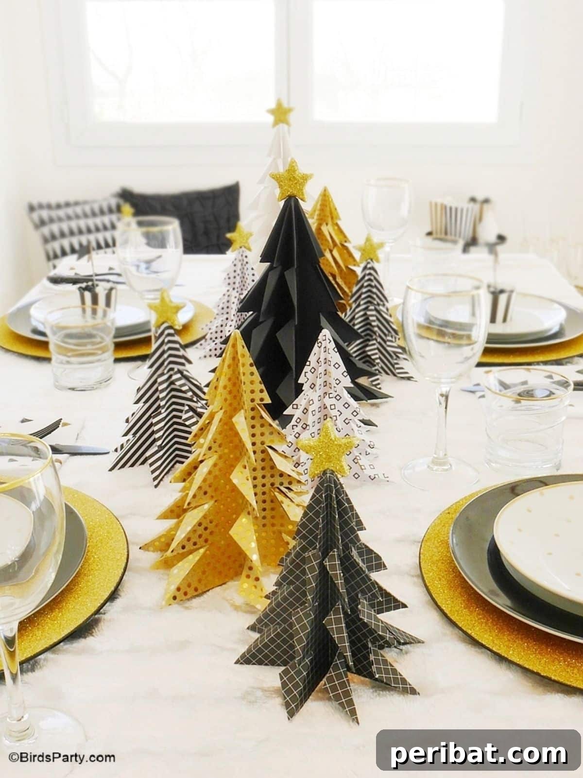 Papercrafted Christmas: A Treasury of DIY Decor Ideas 15 DIY Origami Paper Christmas Trees