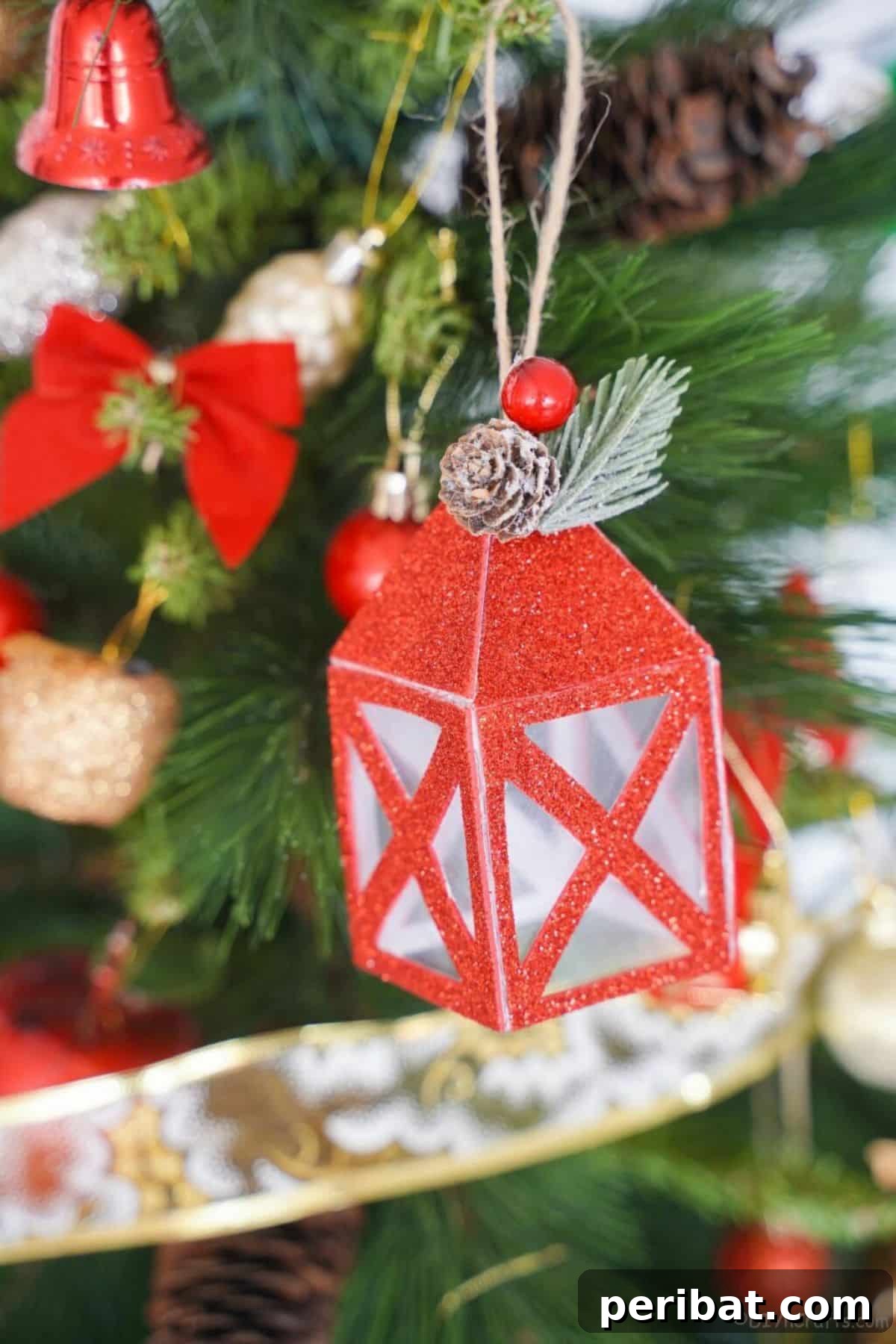 Papercrafted Christmas: A Treasury of DIY Decor Ideas 3 Christmas Paper Lantern Ornament