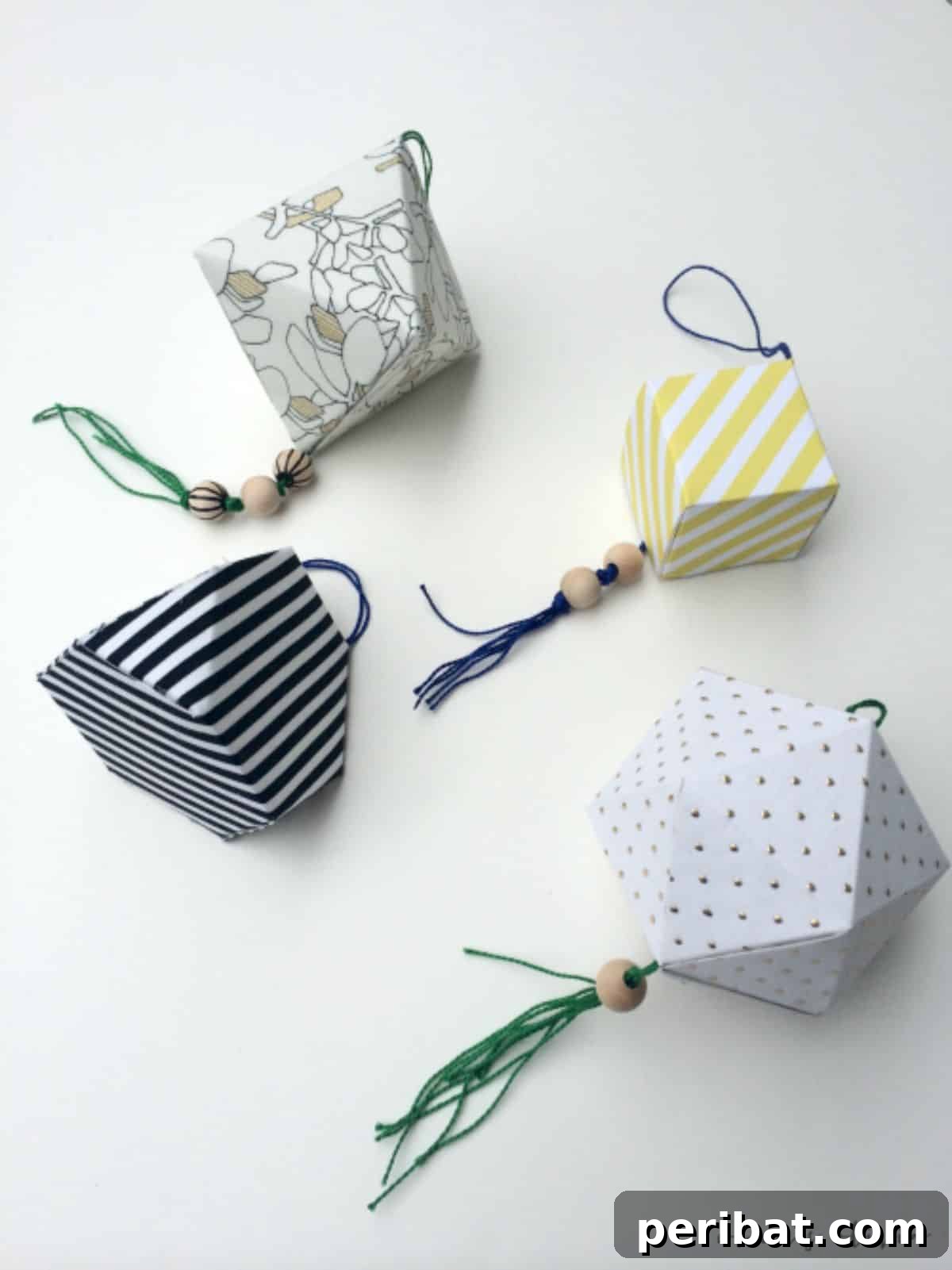 Papercrafted Christmas: A Treasury of DIY Decor Ideas 40 DIY Geometric Ornaments for Christmas