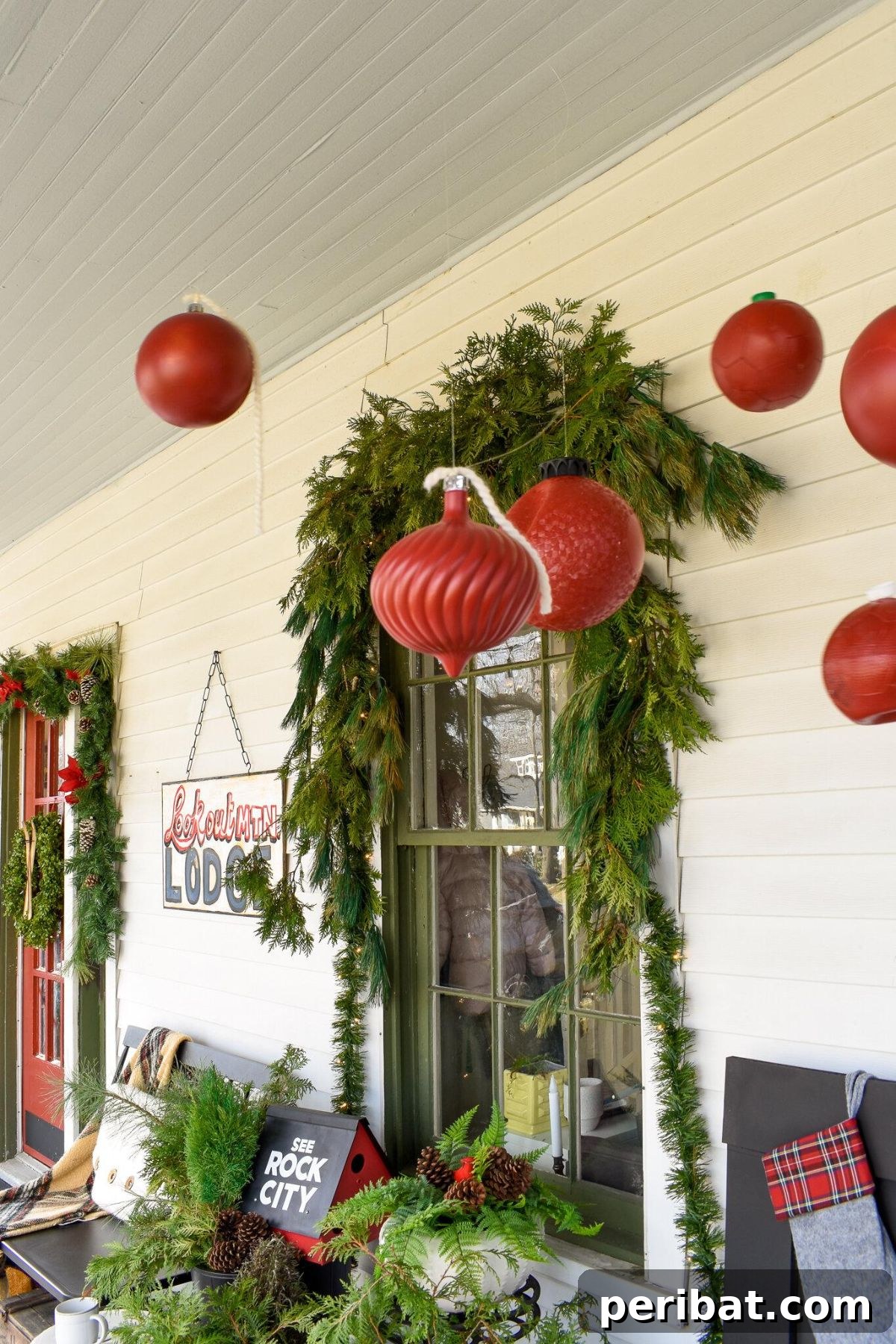 Oversized Christmas Ornament DIY from Recycled Materials