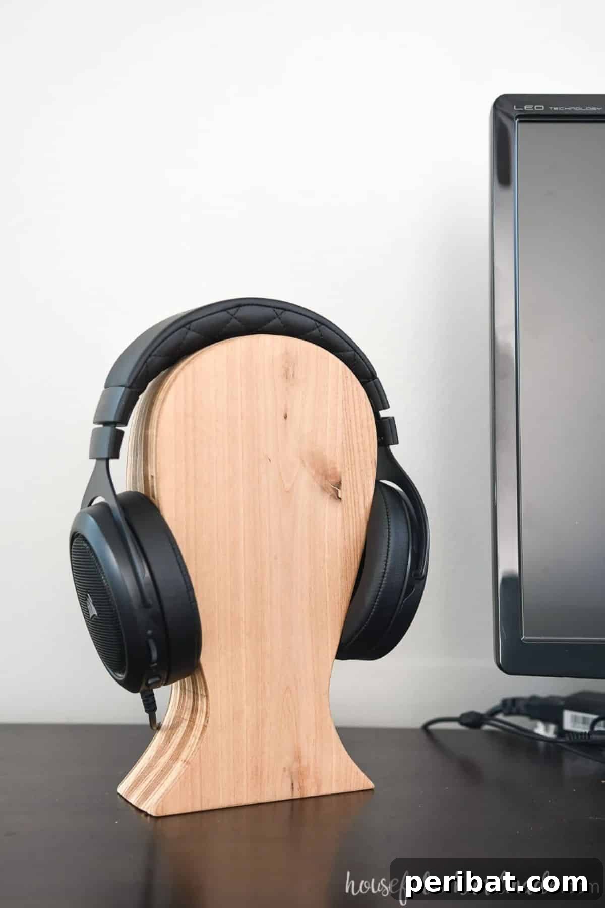 Crafty Creations for Your Bro 33 DIY Headphone Stand
