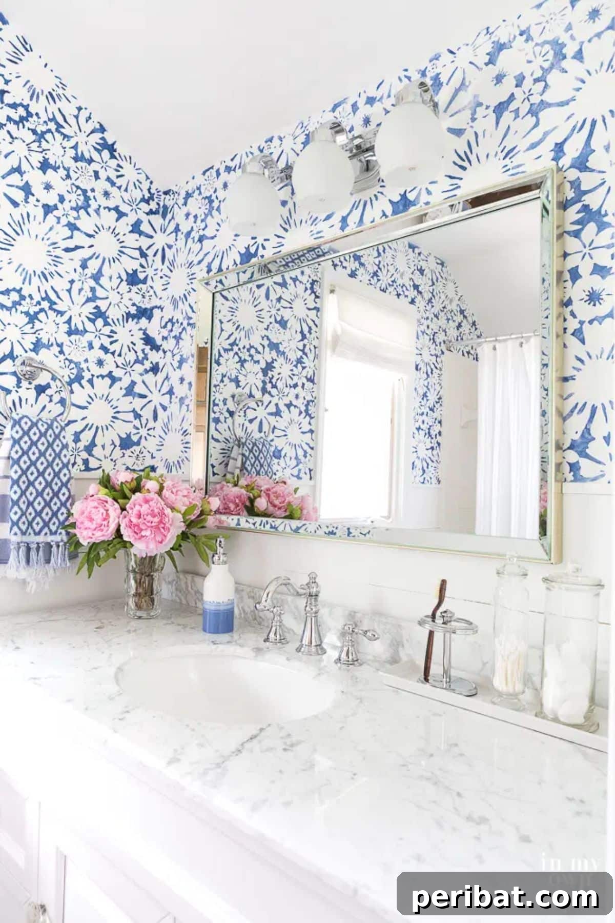 49 Creative DIY Wallpaper Ideas and Essentials 45 Faux Wallpaper Using Paint and a Stencil