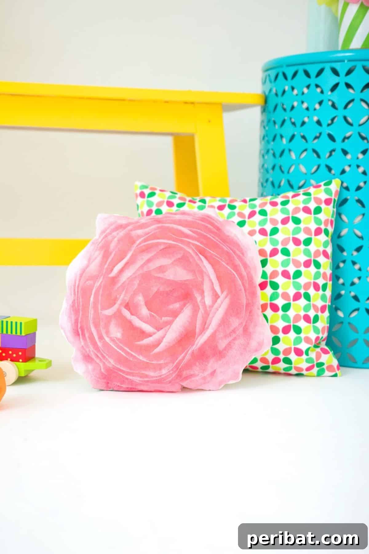 Unleash Your Creativity 50 Personalized DIY Gifts 50 DIY Photo Transfer Fabric Flower Pillows