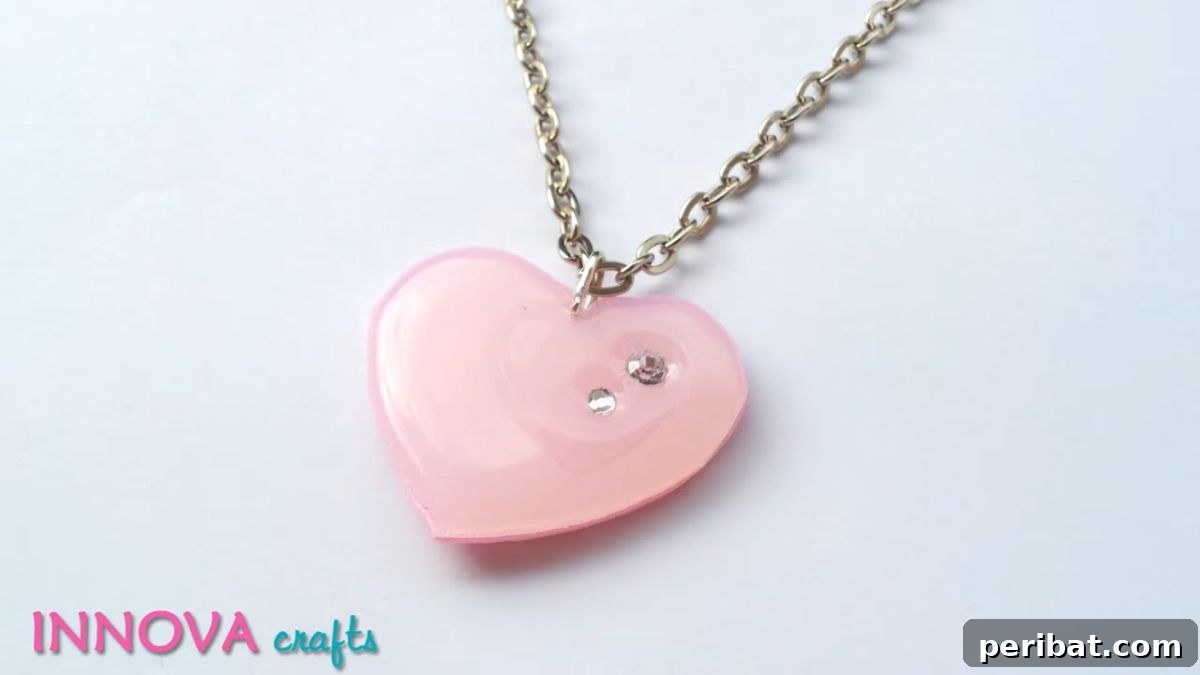 DIY Hot Glue Heart Pendant