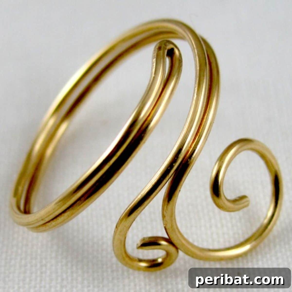 45 Creative DIY Ring Ideas 11 DIY Easy Folded Wire Rings
