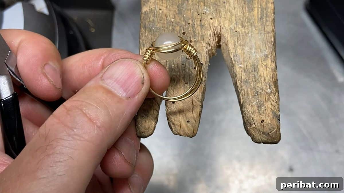 45 Creative DIY Ring Ideas 5 DIY Wire Wrapped Rings