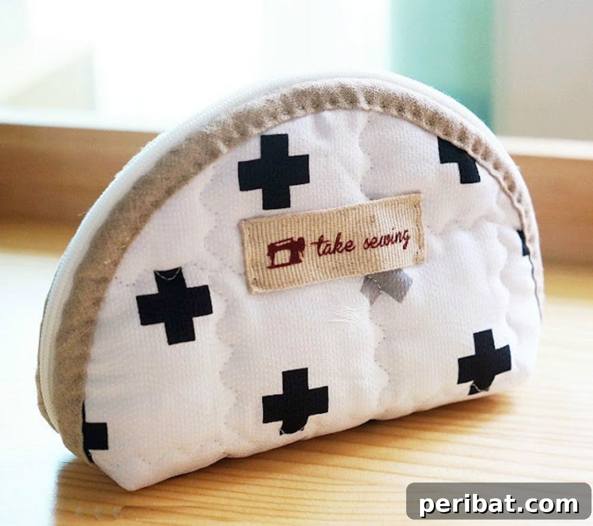 39 Stylish and Adorable DIY Purse Ideas 15 DIY Cosmetic Bag Purse