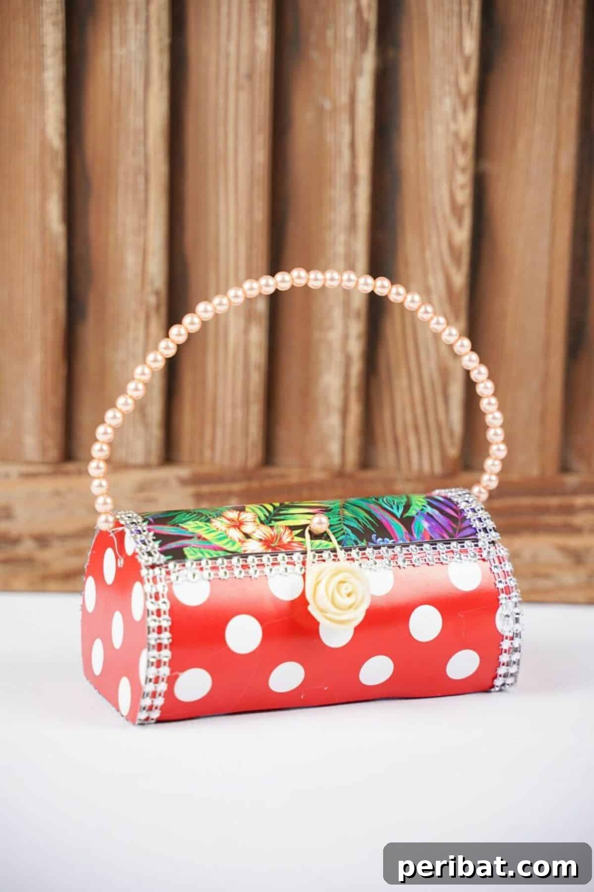 39 Stylish and Adorable DIY Purse Ideas 3 Colorful DIY Plastic Bottle Purse