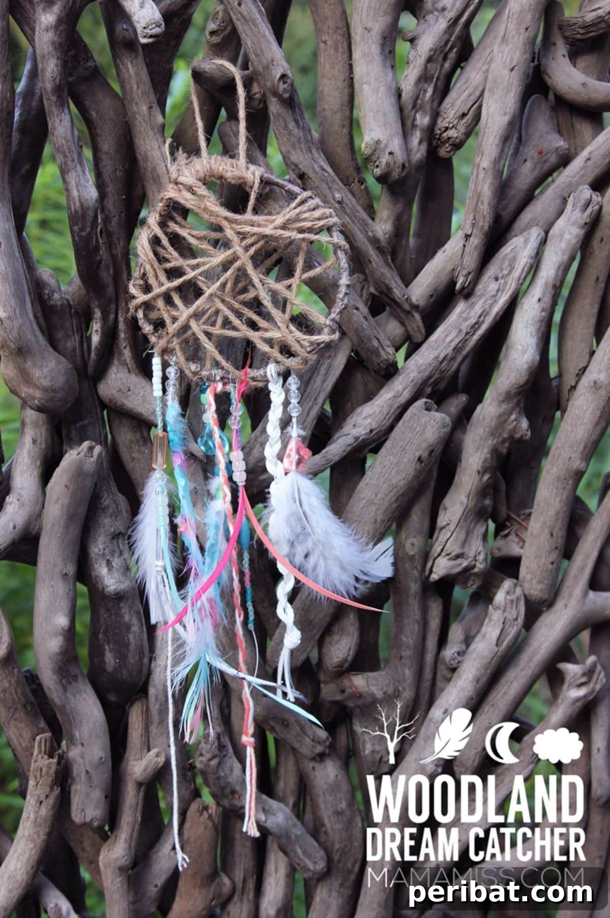 Crafting Dream Catchers: 50 DIY Ideas and Starter Kits 40 DIY Woodland Dream Catchers