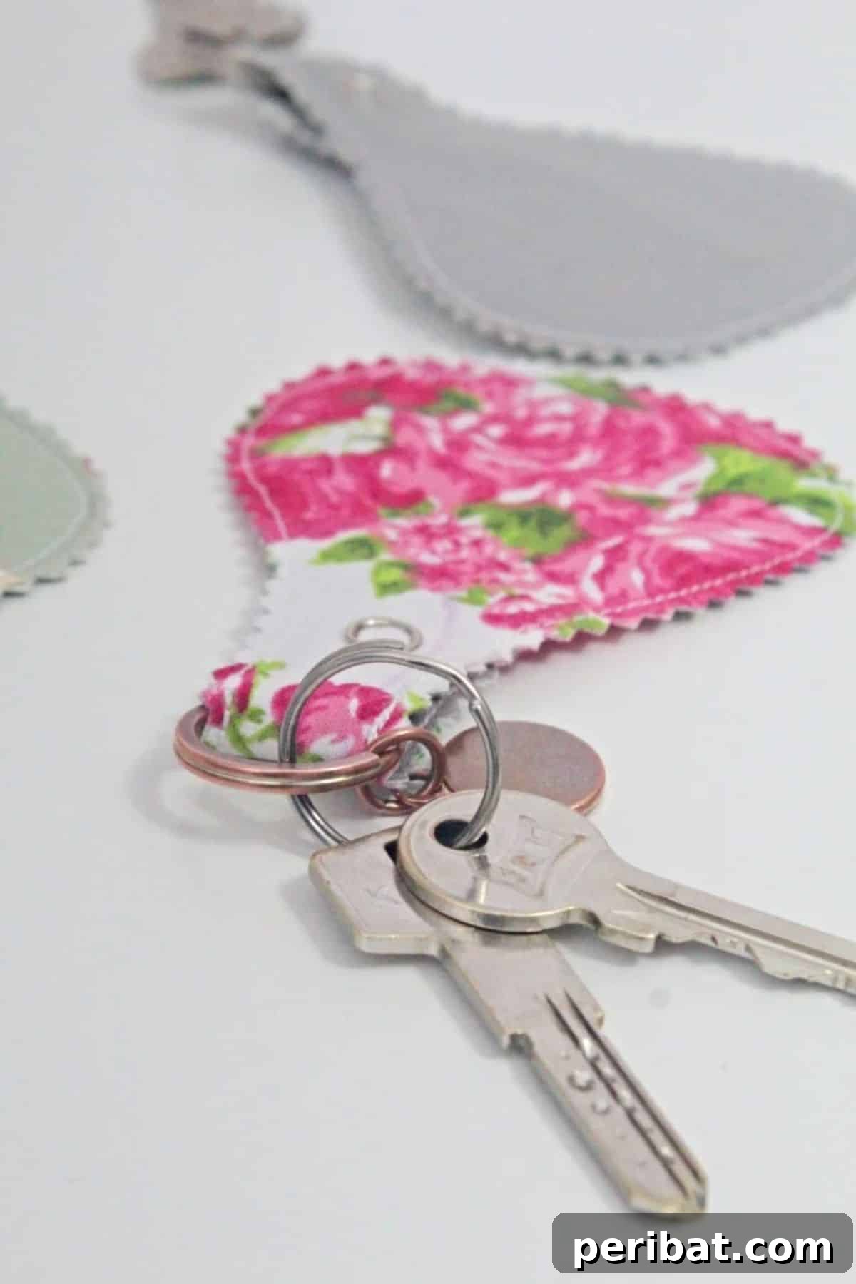 Craft 50 Amazing DIY Keychains 21 DIY Fabric Keychain