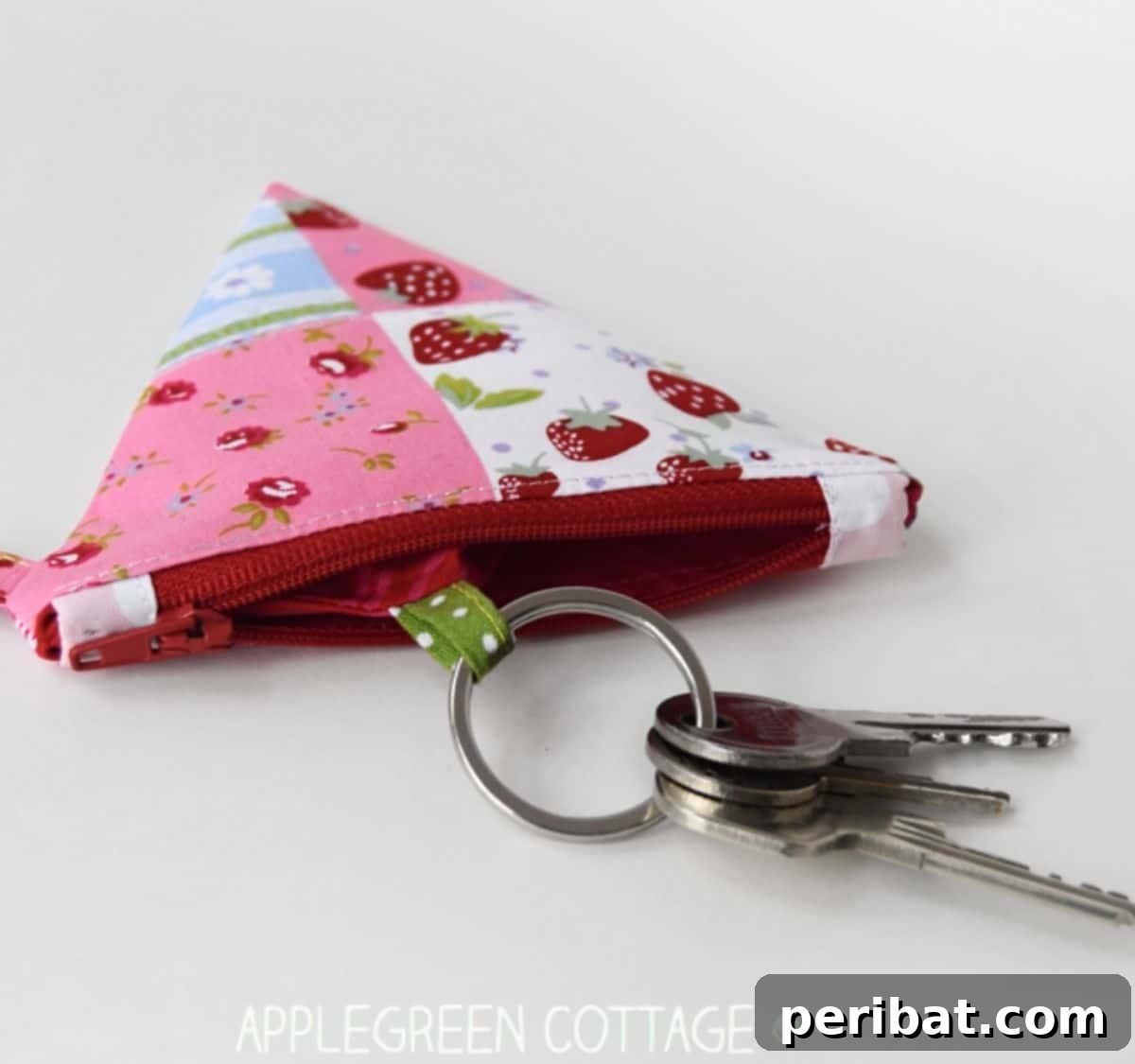 Craft 50 Amazing DIY Keychains 30 DIY Key Pouch From A Coin Purse
